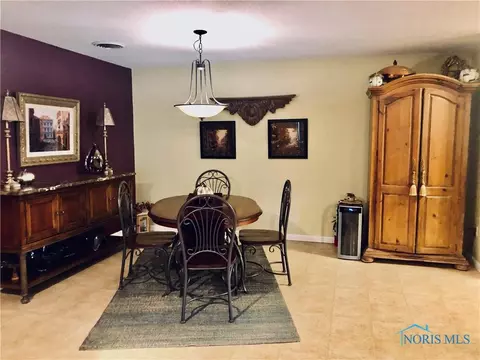 20 Crestview Dr, Tiffin, OH 44883 photo 11