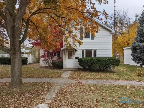 412 Main St, Genoa, OH 43430 photo 1
