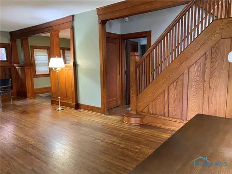 430 E Wayne St, Maumee, OH 43537 photo 9