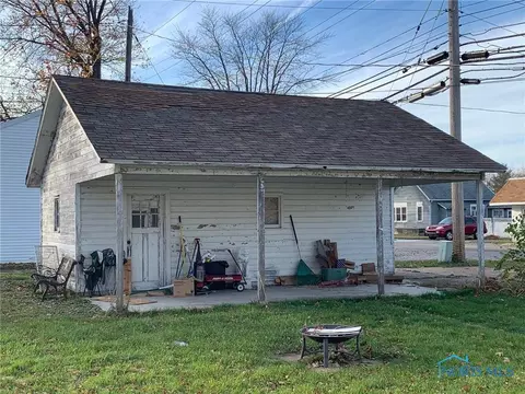 133 Rolland St, Bryan, OH 43506 photo 4