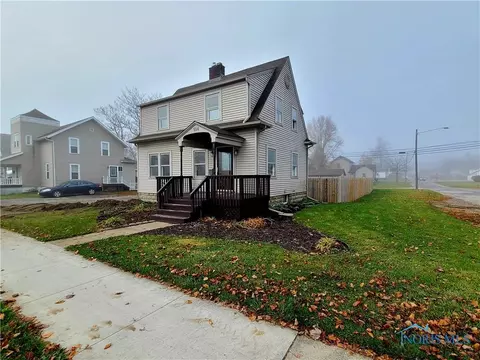 504 S Main St, Bryan, OH 43506 photo 3