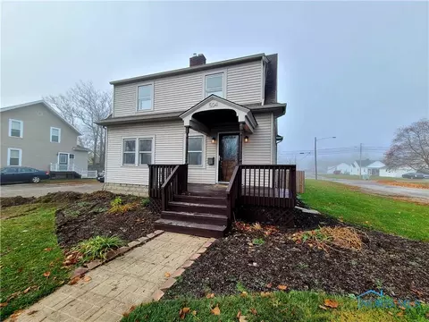504 S Main St, Bryan, OH 43506 photo 1