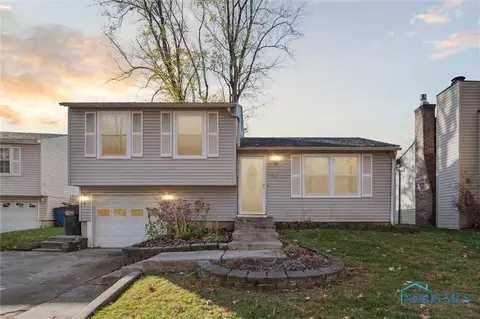 3737 Whitegate Dr, Toledo, OH 43607 photo 1