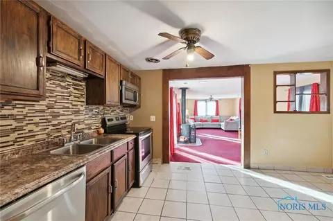 3737 Whitegate Dr, Toledo, OH 43607 photo 18