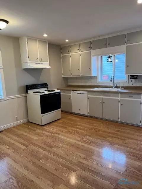 320 Rector Ave, Findlay, OH 45840 photo 4