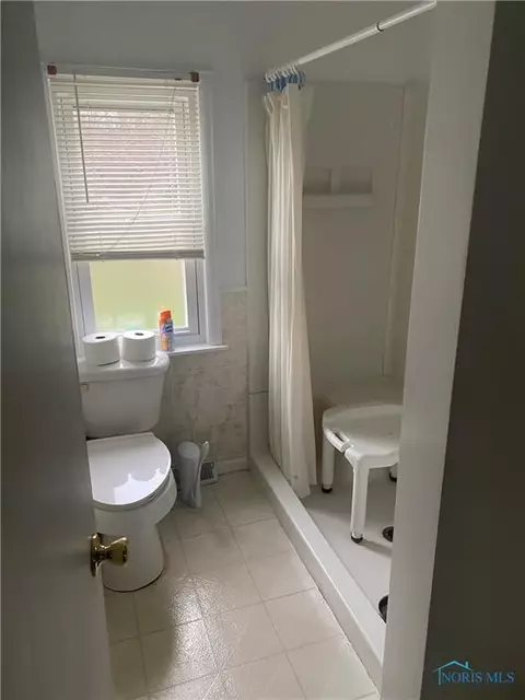 5855 Bryan Rd, Oregon, OH 43616 photo 5