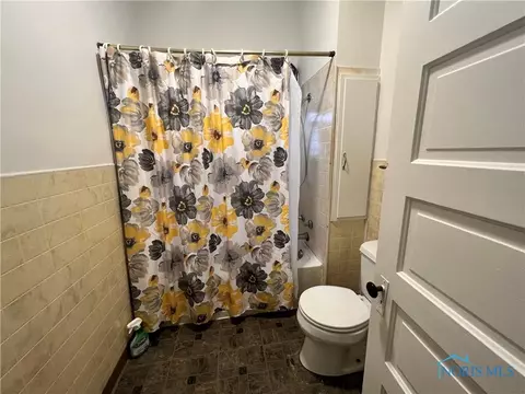 813 Evesham Ave, Toledo, OH 43607 photo 8