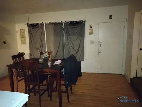 1016 Evesham Ave, Toledo, OH 43607 photo 4