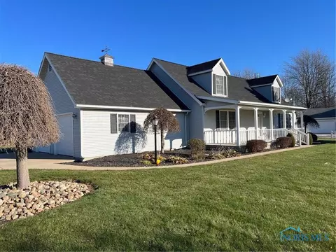 450 W Main St, Delta, OH 43515 photo 3