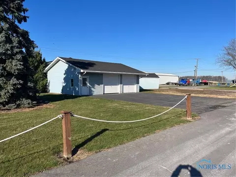 450 W Main St, Delta, OH 43515 photo 4