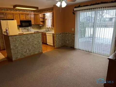 450 W Main St, Delta, OH 43515 photo 8