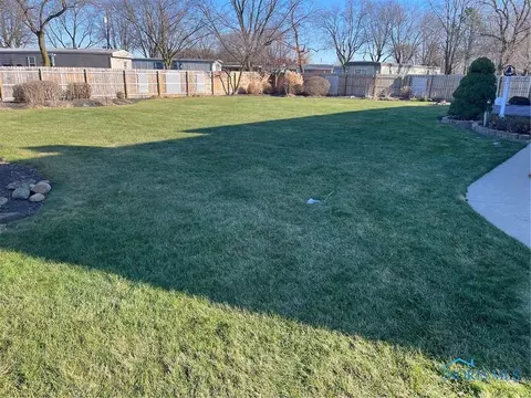 450 W Main St, Delta, OH 43515 photo 6