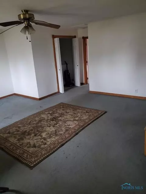 122 S Keyser St, Holgate, OH 43527 photo 6