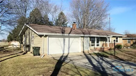 23749 W Hellwig Rd, Genoa, OH 43430 photo 3