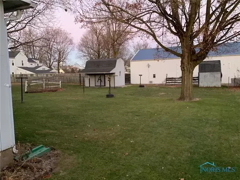 103 S Main St, Edon, OH 43518 photo 4