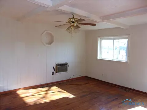 504 E South St, Arcadia, OH 44804 photo 3