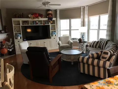 7301 Clipper Ct, Maumee, OH 43537 photo 10