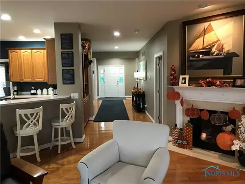 7301 Clipper Ct, Maumee, OH 43537 photo 12