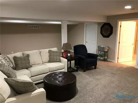 7301 Clipper Ct, Maumee, OH 43537 photo 21