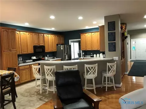 7301 Clipper Ct, Maumee, OH 43537 photo 8
