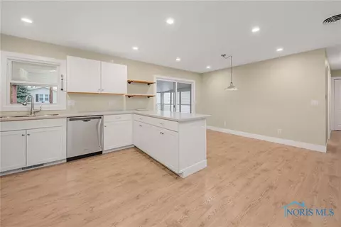 2713 Eton Pl, Findlay, OH 45840 photo 10