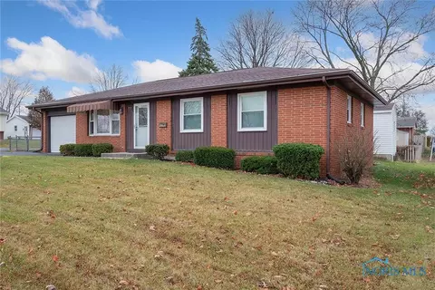 2713 Eton Pl, Findlay, OH 45840 photo 3
