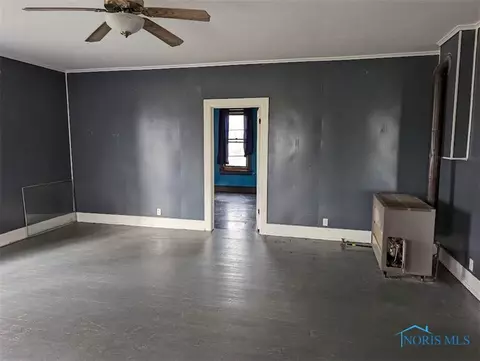 203 Gates St, Holgate, OH 43527 photo 8