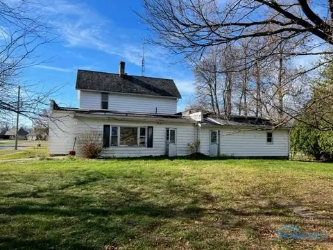 519 Mill St, Leipsic, OH 45856 photo 4