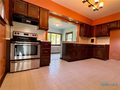 545 Adams Ave, Huron, OH 44839 photo 17