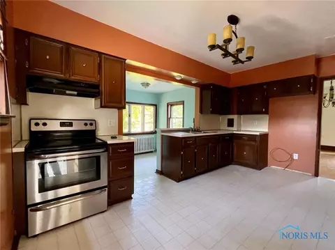 545 Adams Ave, Huron, OH 44839 photo 11