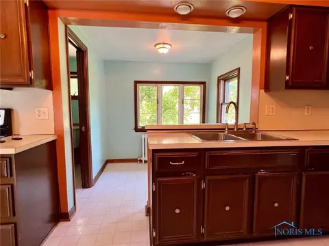 545 Adams Ave, Huron, OH 44839 photo 16