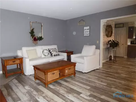 303 Primrose Ln, Archbold, OH 43502 photo 8