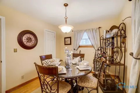 429 Darrow Ave, Toledo, OH 43607 photo 13
