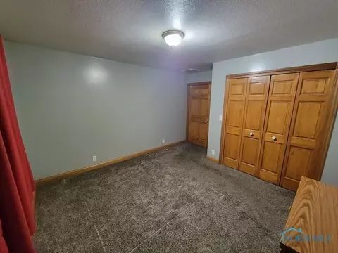 105 E Oak St, Payne, OH 45880 photo 15