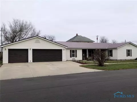 105 E Oak St, Payne, OH 45880 photo 1