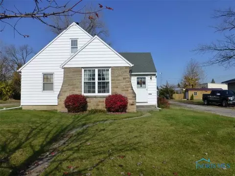 861 E Mulberry St, Bryan, OH 43506 photo 1