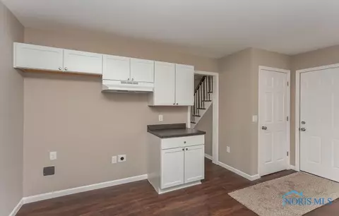 1930 Perth St, Toledo, OH 43607 photo 18
