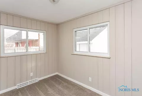 1930 Perth St, Toledo, OH 43607 photo 20