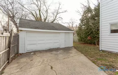 1930 Perth St, Toledo, OH 43607 photo 33