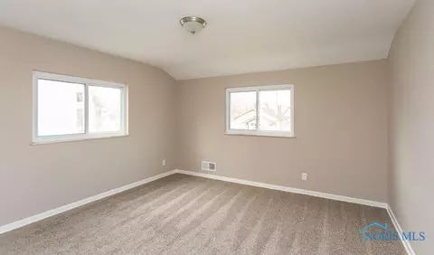 1930 Perth St, Toledo, OH 43607 photo 24