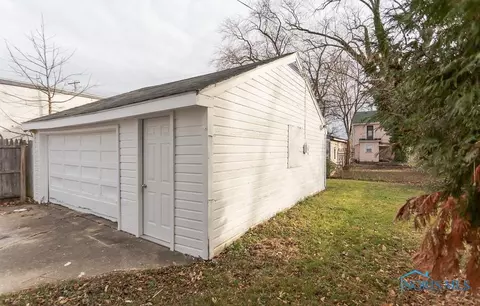 1930 Perth St, Toledo, OH 43607 photo 35