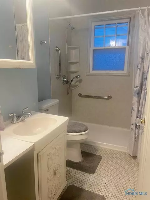 610 Wamba Ave, Toledo, OH 43607 photo 4
