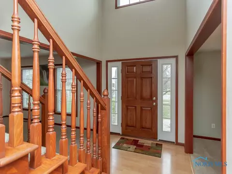 4300 Stable Path Dr, Maumee, OH 43537 photo 3