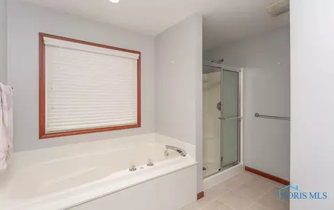 4300 Stable Path Dr, Maumee, OH 43537 photo 20