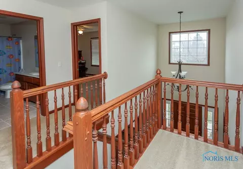 4300 Stable Path Dr, Maumee, OH 43537 photo 18