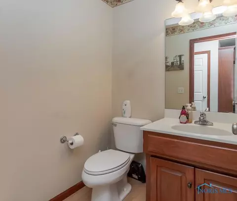 4300 Stable Path Dr, Maumee, OH 43537 photo 11