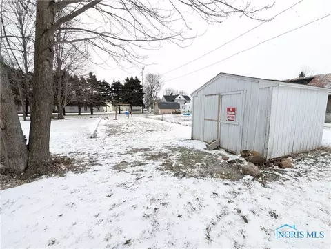 111 E Strong St, Wayne, OH 43466 photo 25