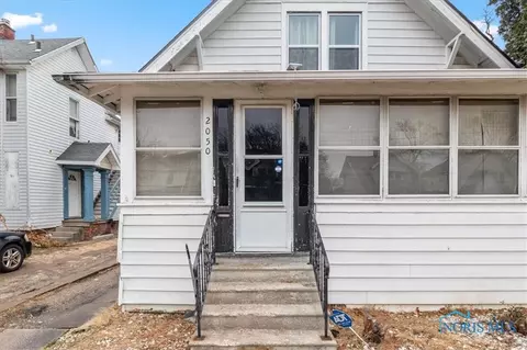 2050 Perth St, Toledo, OH 43607 photo 2