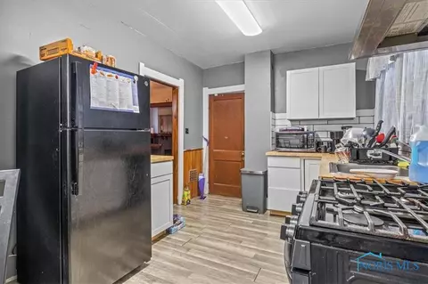 2050 Perth St, Toledo, OH 43607 photo 9