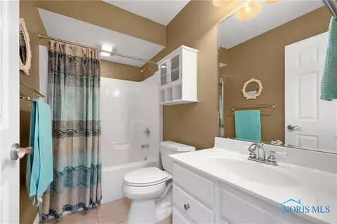 4348 Crystal Ridge Dr, Maumee, OH 43537 photo 15